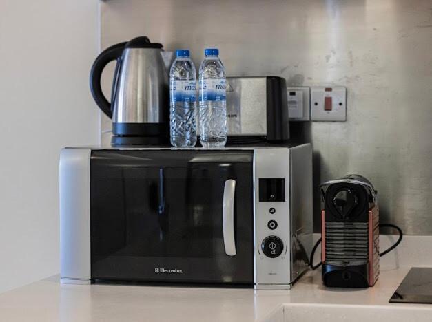 Velora Deluxe In Mall Apartment *